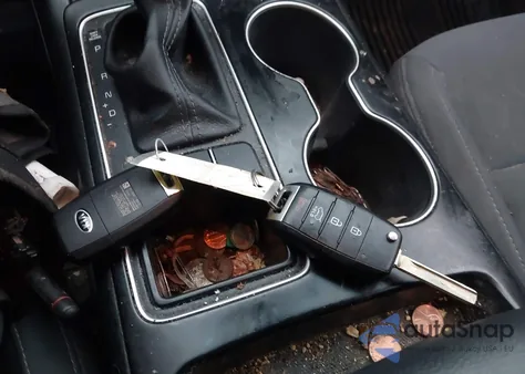 2019 Kia Sorento 2.4L Lx from USA, damaged, VIN 5XYPGDA35KG473853